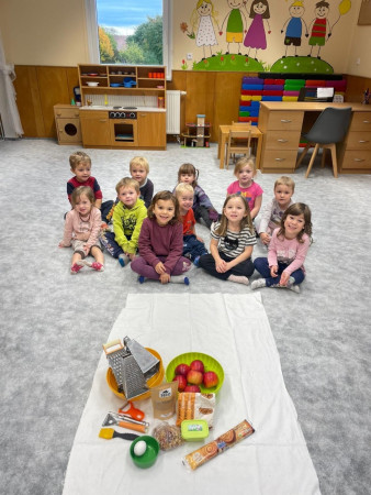 Pečení štrúdlu u Soviček